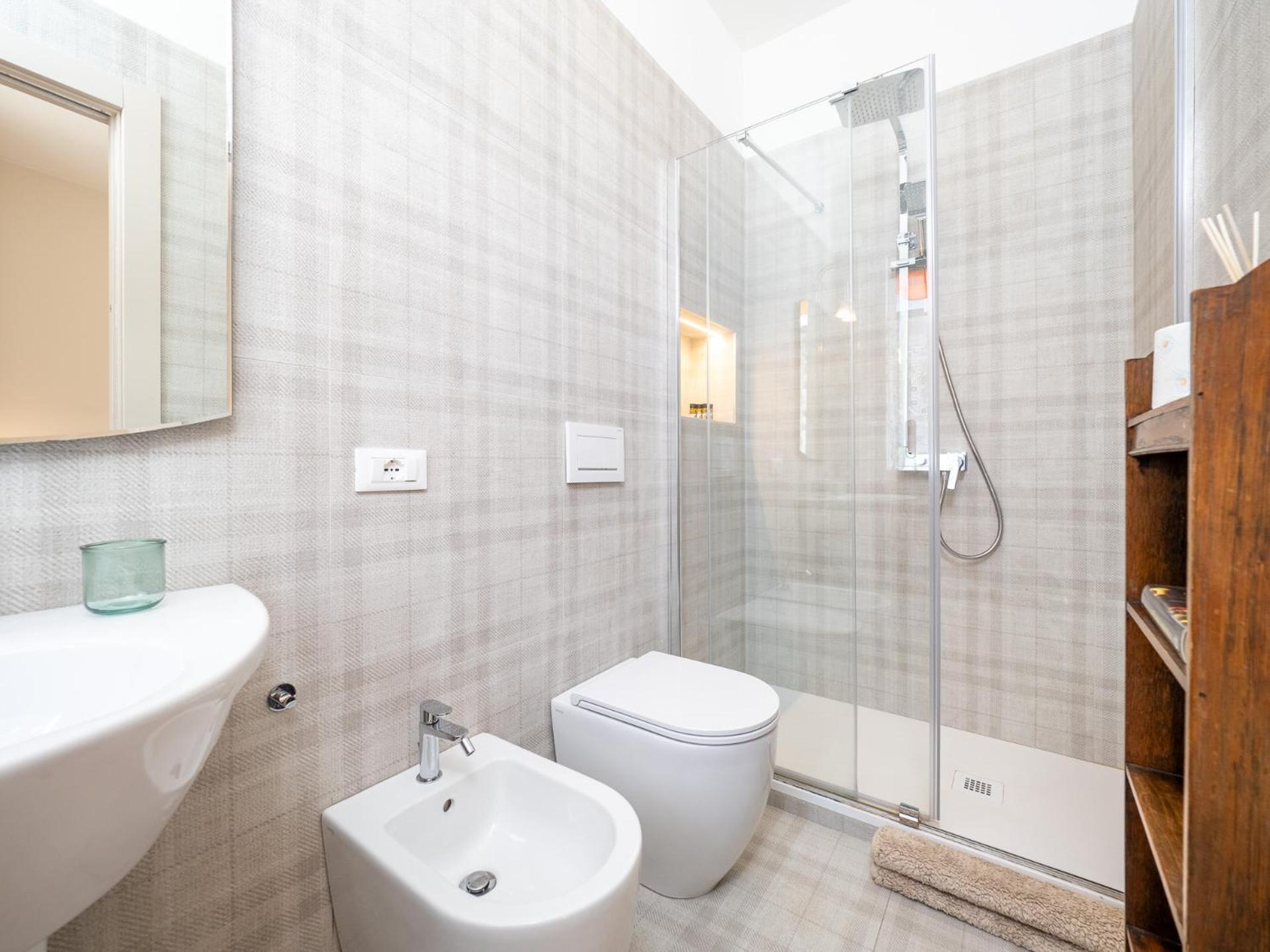 Stylish Flat With Balcony - 15 Min To Duomo Apartman Milánó Kültér fotó