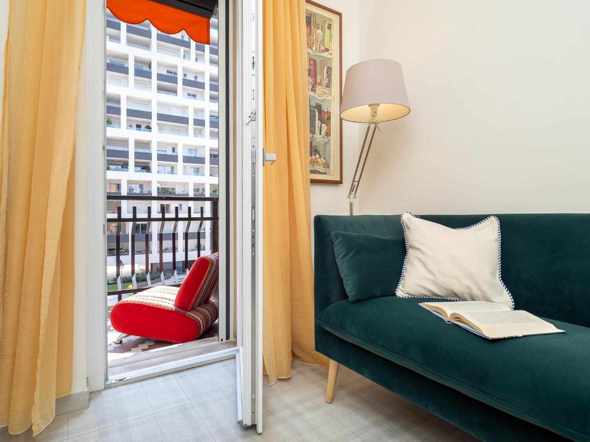 Stylish Flat With Balcony - 15 Min To Duomo Apartman Milánó Kültér fotó